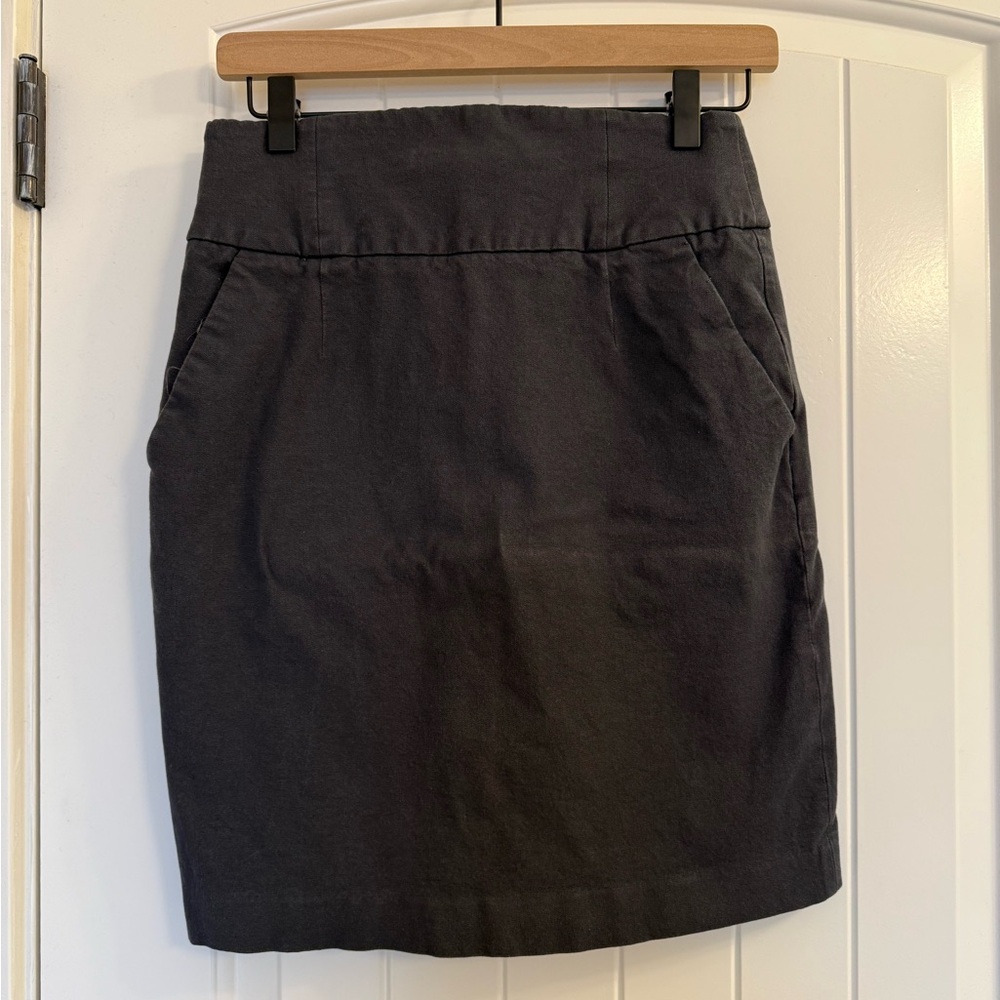 Banana Republic Gray Pencil Skirt Knee-Length Workwear